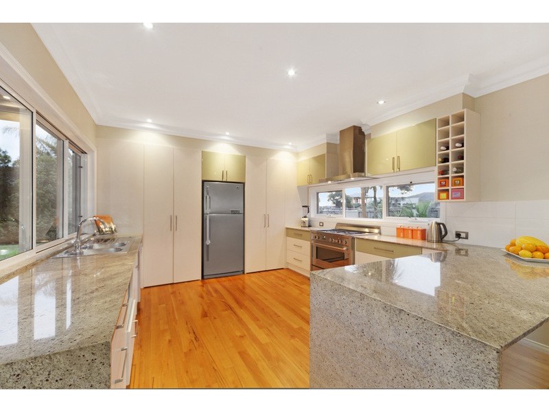 19 Jack William Way, Berwick VIC 3806