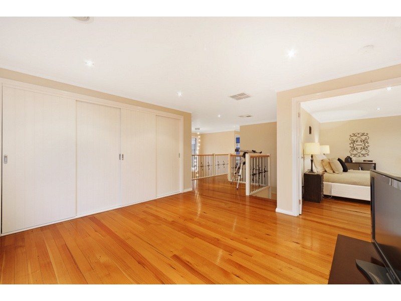 19 Jack William Way, Berwick VIC 3806