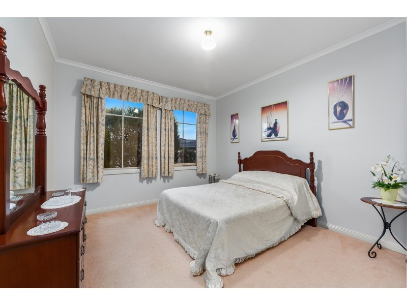 3/21-25 Parkhill Drive, Berwick VIC 3806