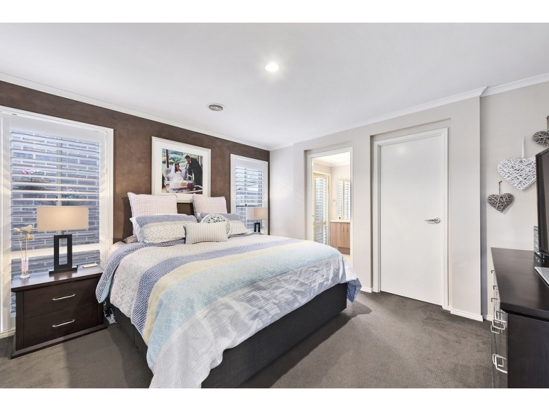 26 Pendulum Place, Berwick VIC 3806