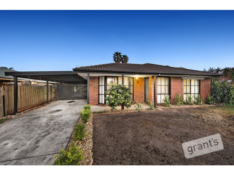 18 Kelburn Road, Berwick VIC 3806