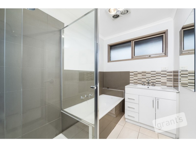 18 Kelburn Road, Berwick VIC 3806