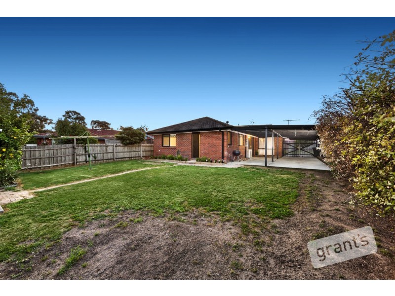 18 Kelburn Road, Berwick VIC 3806