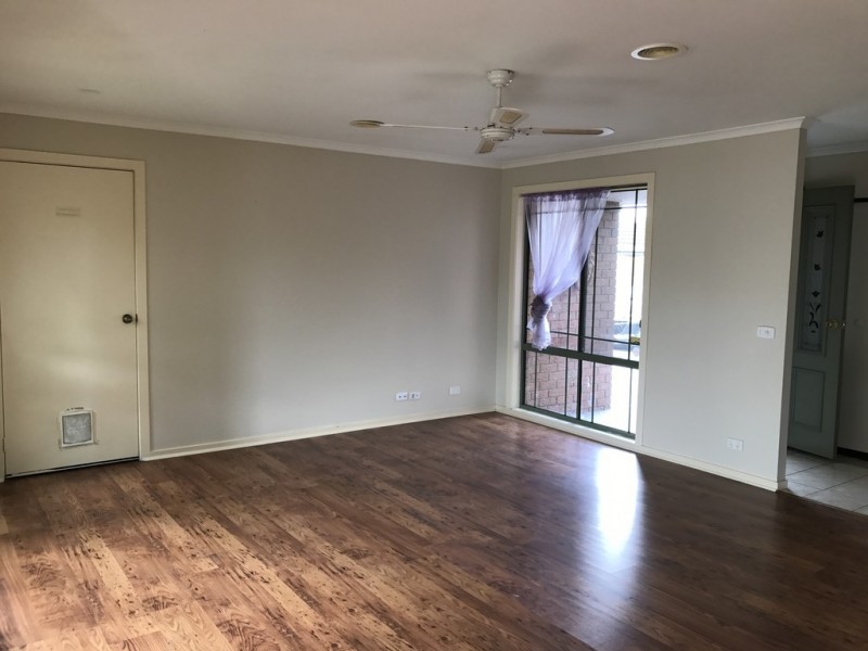 88 Amberly Park Drive, Narre Warren South VIC 3805