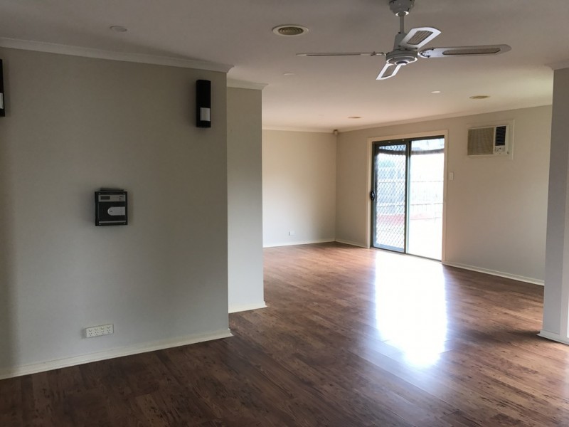 88 Amberly Park Drive, Narre Warren South VIC 3805