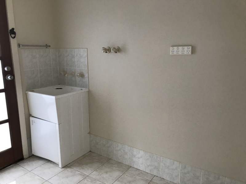 88 Amberly Park Drive, Narre Warren South VIC 3805