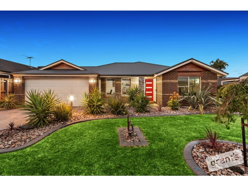 12 Ashmore Avenue, Narre Warren South VIC 3805