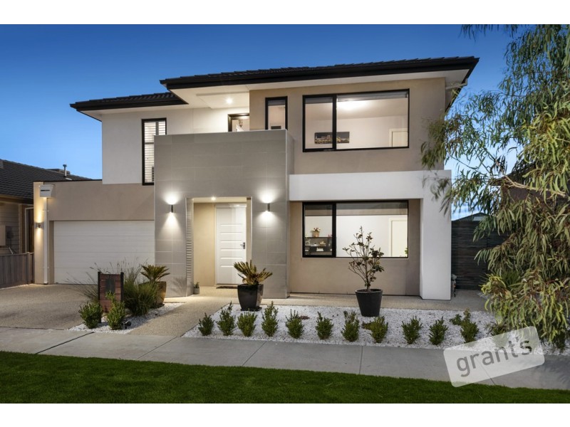 32 Lemongrove Way, Berwick VIC 3806