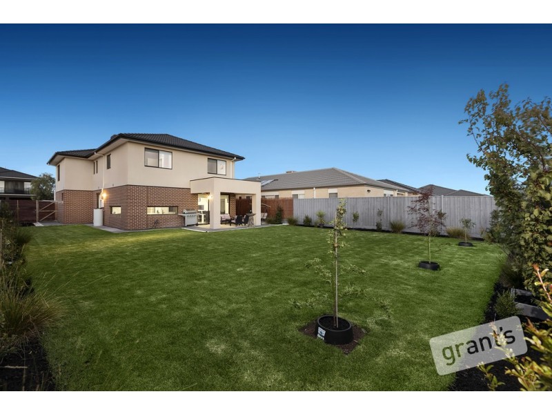 32 Lemongrove Way, Berwick VIC 3806