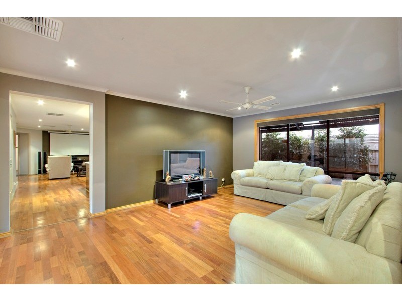 13 Ludlow Court, Beaconsfield VIC 3807