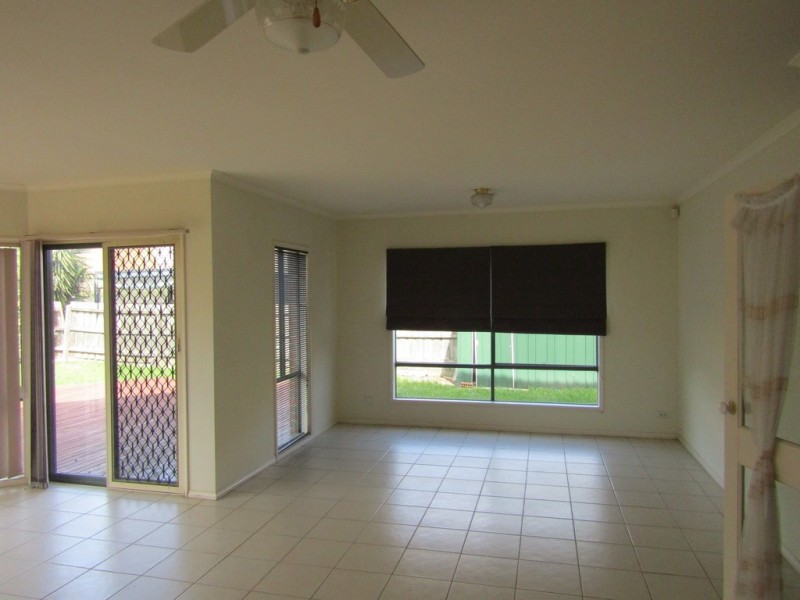 17 Bounty Way, Berwick VIC 3806