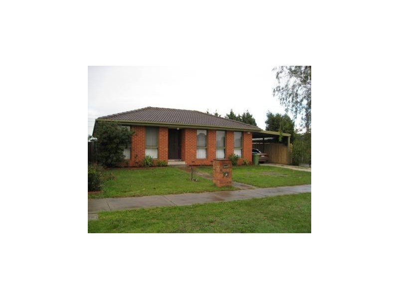 24 Collins St, Berwick VIC 3806