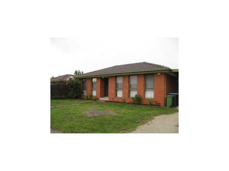 24 Collins St, Berwick VIC 3806