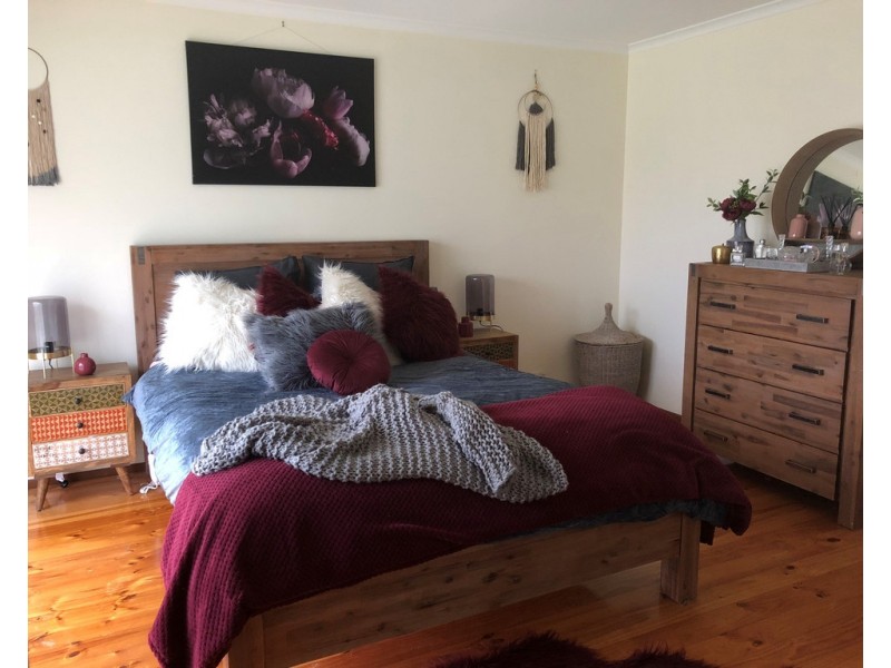 4 Foulds Court, Berwick VIC 3806