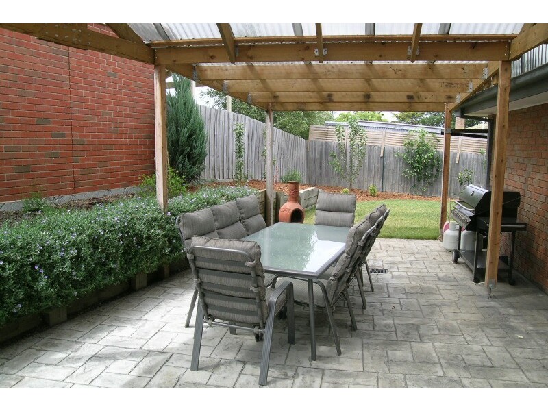 2 Bree Court, Berwick VIC 3806