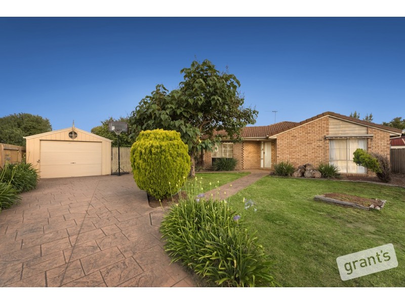 4 Bengal Court, Cranbourne VIC 3977
