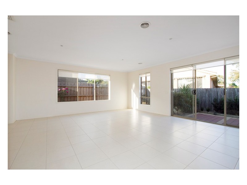 37 Stefan Drive, Berwick VIC 3806