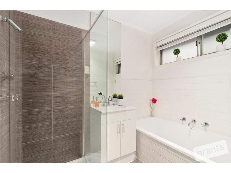 13 Campbell Parade, Cranbourne VIC 3977