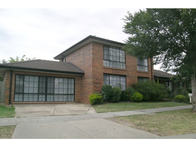 24 Homestead Road, Berwick VIC 3806