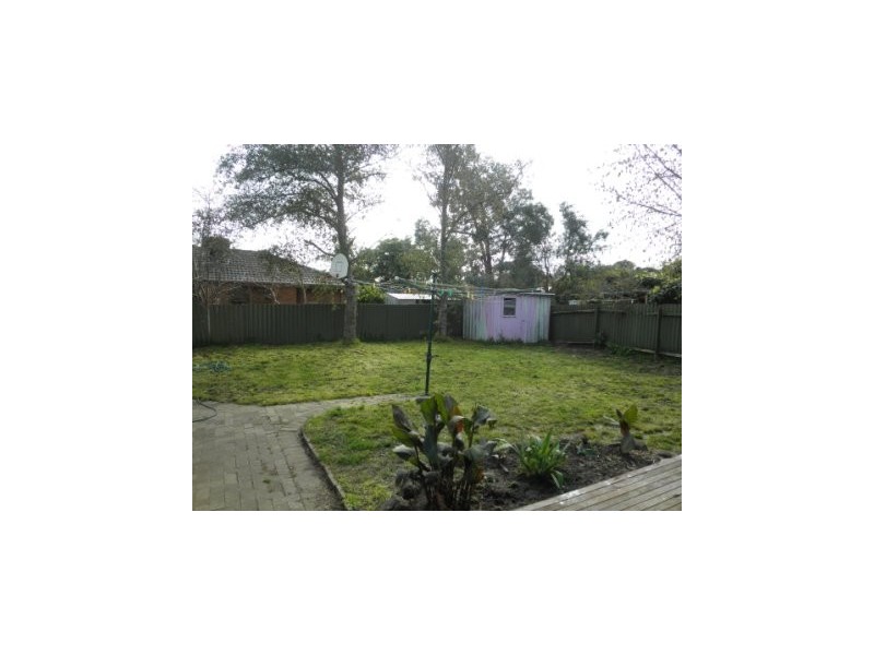 25 Coniston Ave, Berwick VIC 3806