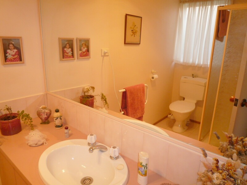 57 Avebury Drive, Berwick VIC 3806