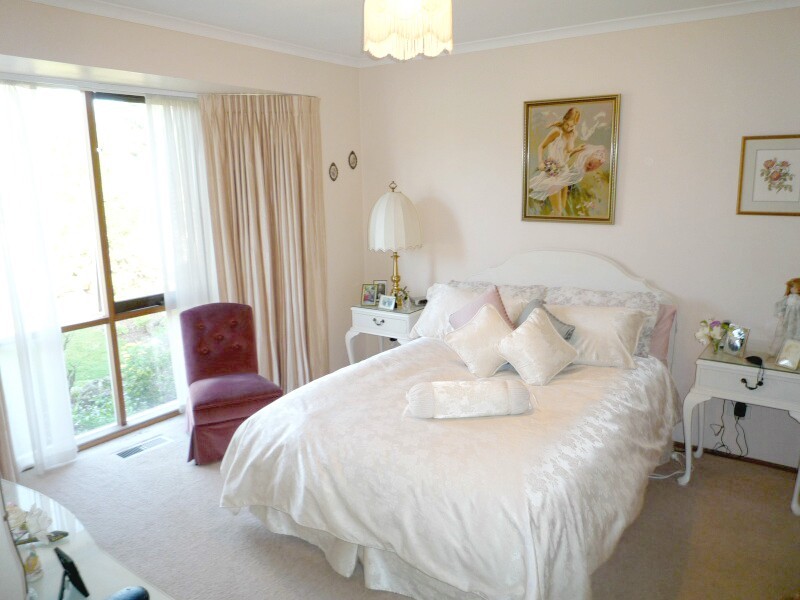 57 Avebury Drive, Berwick VIC 3806