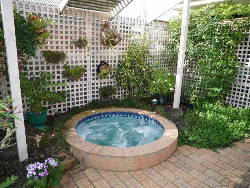 57 Avebury Drive, Berwick VIC 3806