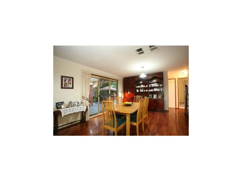 25 Kelburn Rd, Berwick VIC 3806