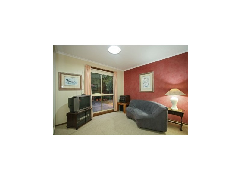 25 Kelburn Rd, Berwick VIC 3806