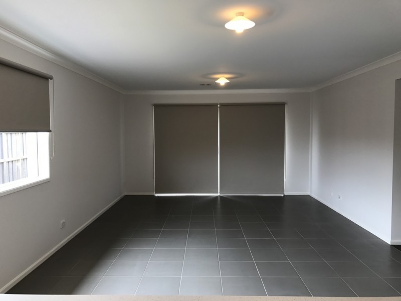 11 Bellman Avenue, Clyde VIC 3978