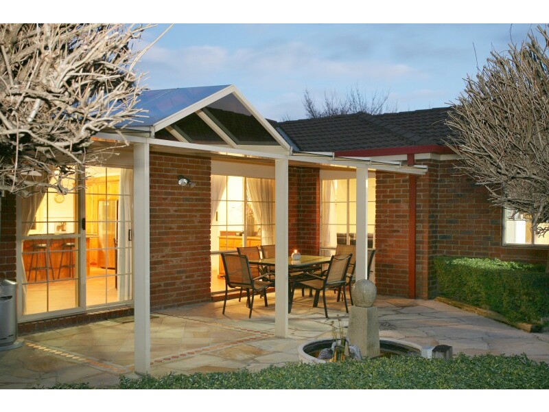 10 Ami Court, Berwick VIC 3806