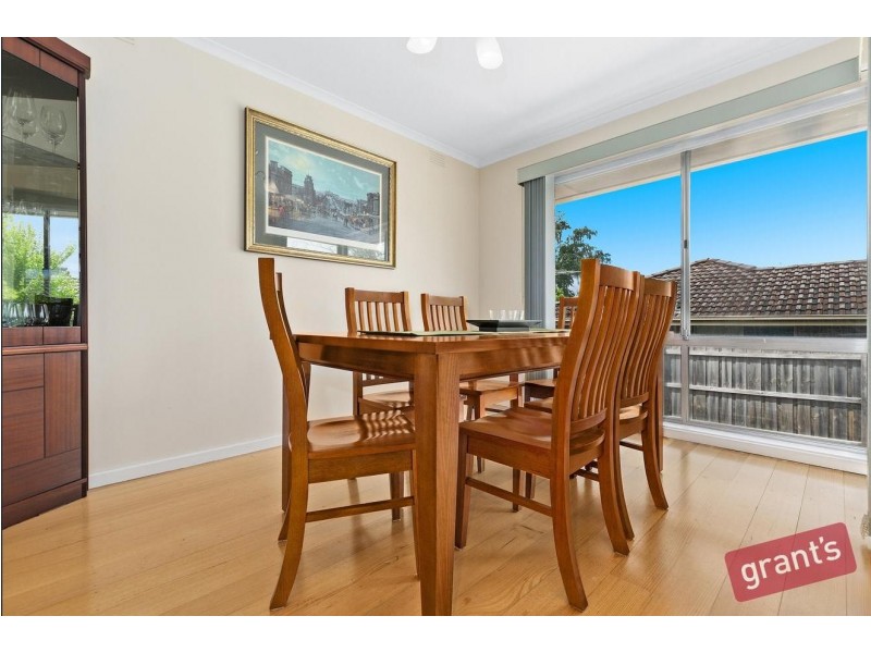 16 Cloverset Avenue, Narre Warren VIC 3805