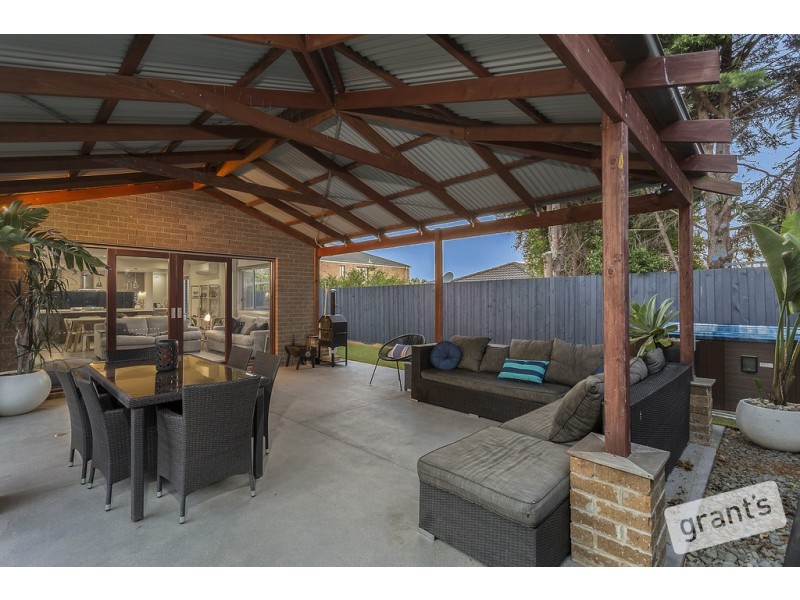 23 Braybrook Drive, Narre Warren South VIC 3805