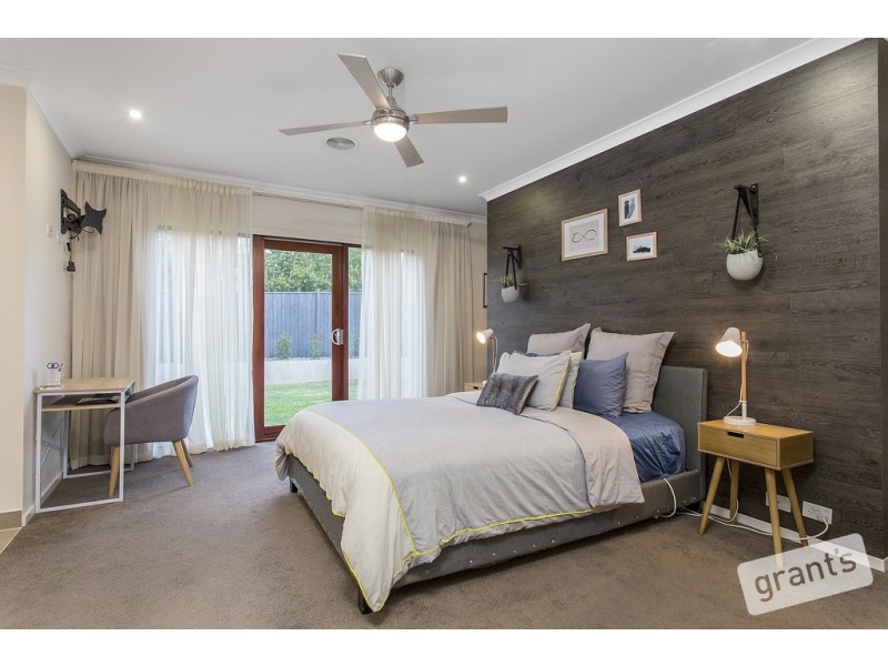 23 Braybrook Drive, Narre Warren South VIC 3805