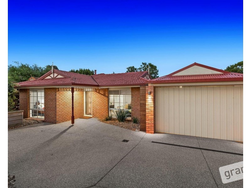 11 Allira Close, Berwick VIC 3806