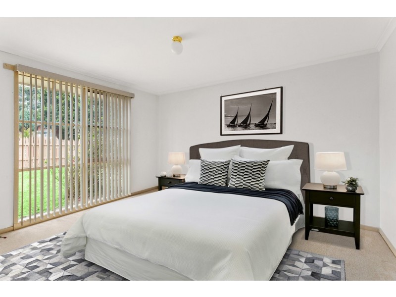 9 Jessica Drive, Hampton Park VIC 3976