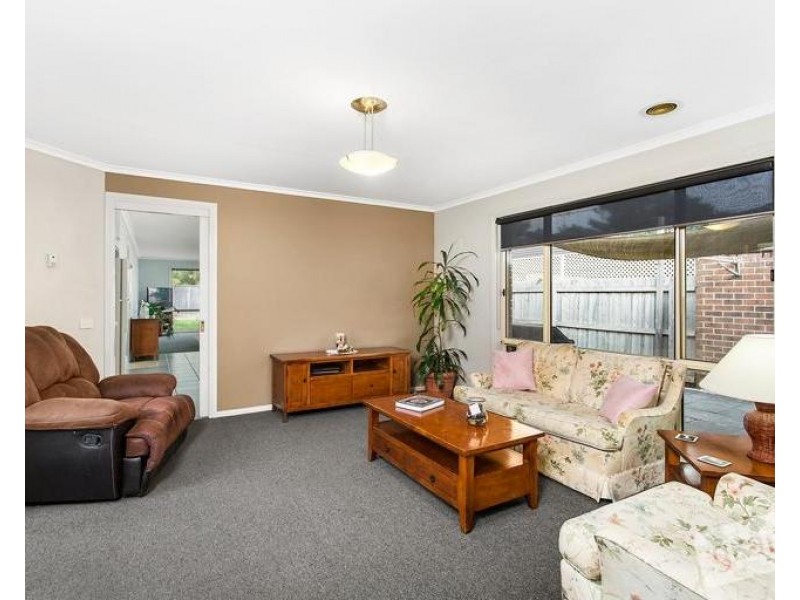 9 Wilona Way, Berwick VIC 3806