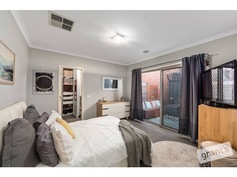 7 Moss Street, Cranbourne North VIC 3977