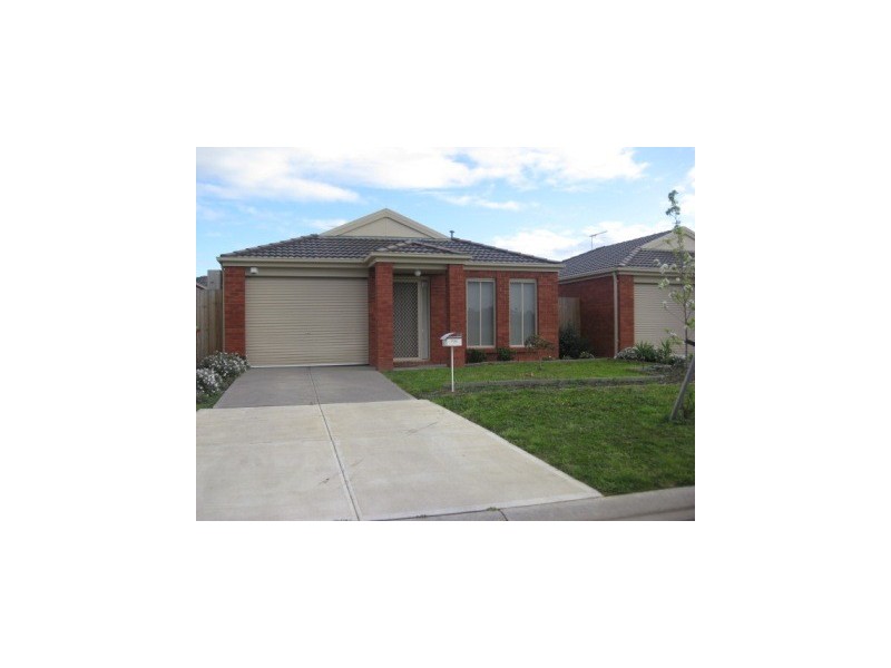127 Melzak Way, Berwick VIC 3806