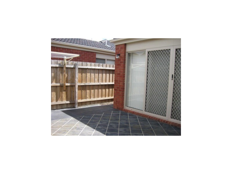 127 Melzak Way, Berwick VIC 3806