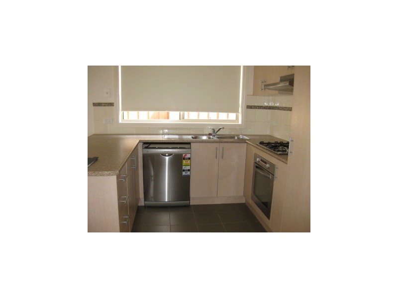 127 Melzak Way, Berwick VIC 3806
