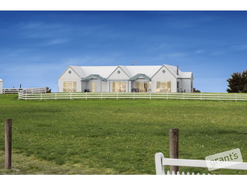 140 Seaward Drive, Cape Paterson VIC 3995