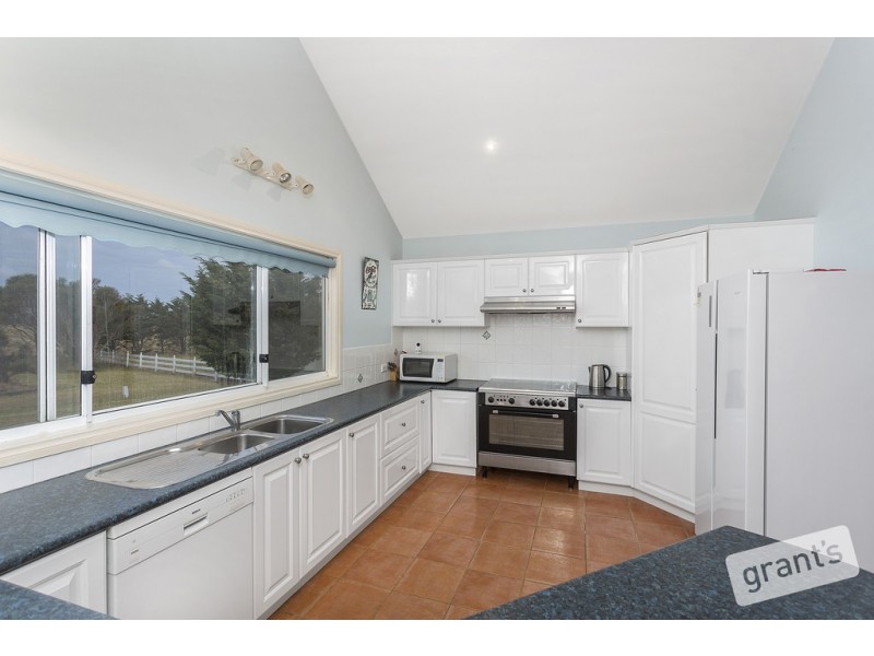 140 Seaward Drive, Cape Paterson VIC 3995