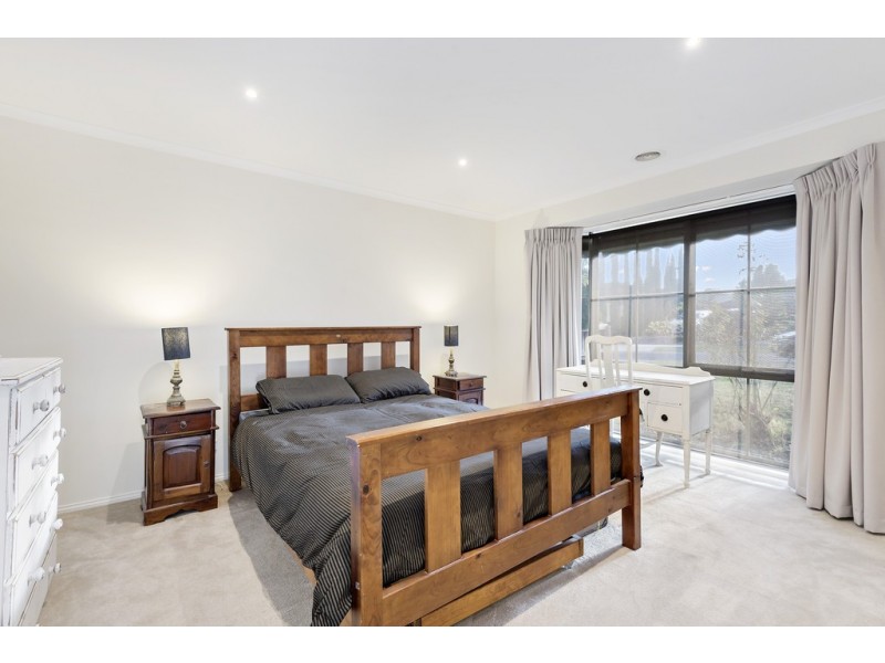 10 Ludlow Court, Beaconsfield VIC 3807
