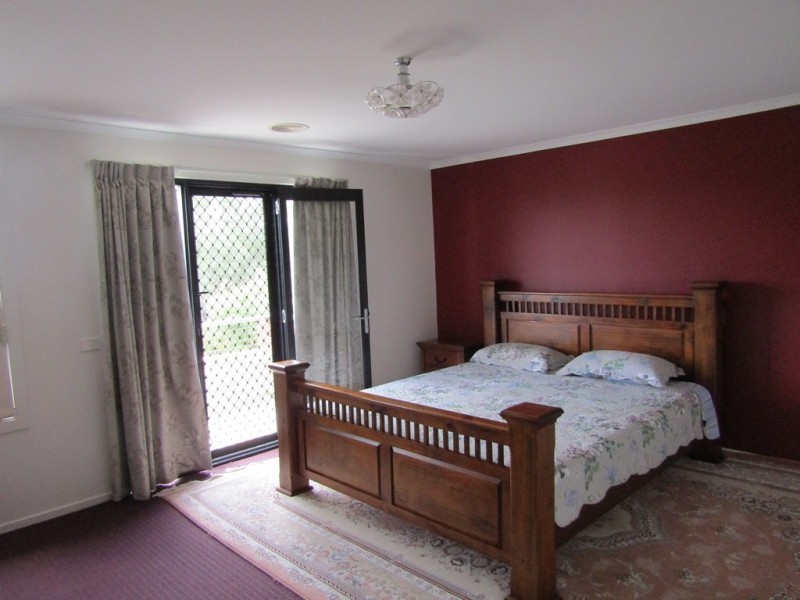 3 Fernwren Drive, Berwick VIC 3806