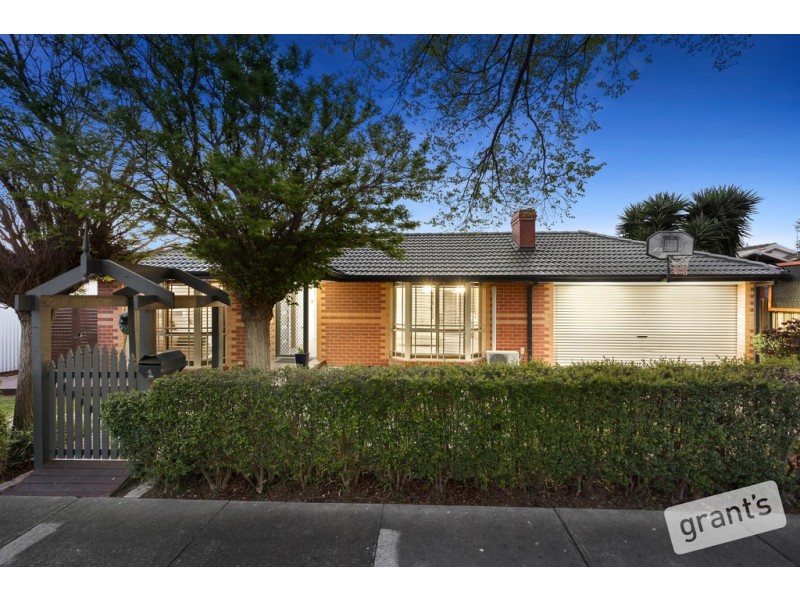 1 Ami Court, Berwick VIC 3806