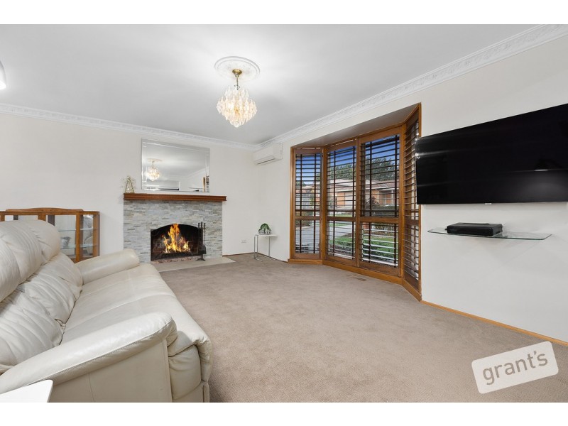 1 Ami Court, Berwick VIC 3806
