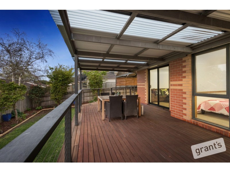 1 Ami Court, Berwick VIC 3806