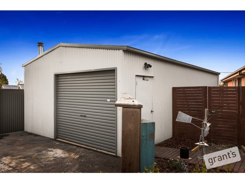 1 Ami Court, Berwick VIC 3806