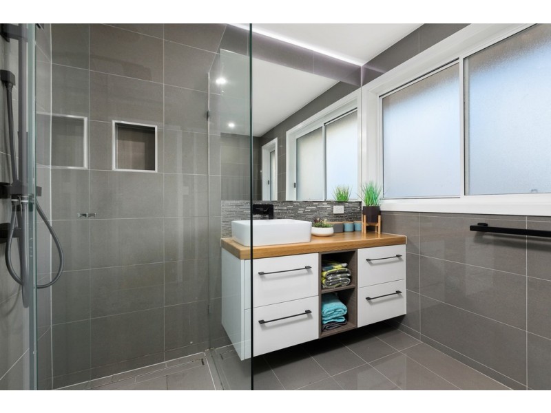 1 Ami Court, Berwick VIC 3806